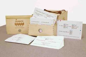 Der Satzkartenkoffer 2 mit offener Lade, Satzkarten aufgelegt